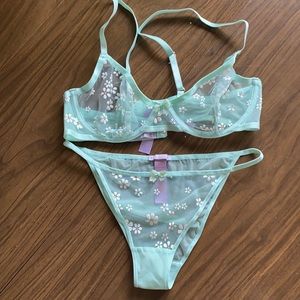 Savage fenty daisy set